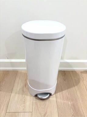 Munchkin White Diaper Pail